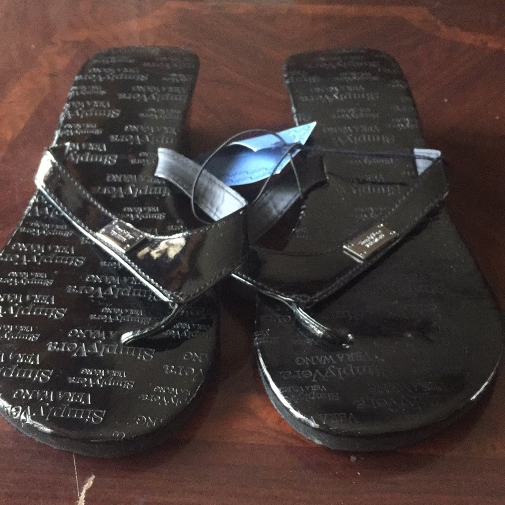Simply Vera black slippers